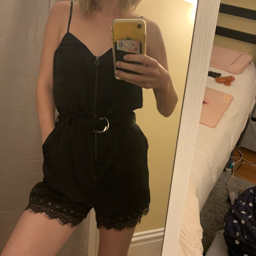 Jet Black Windsor Romper Guess